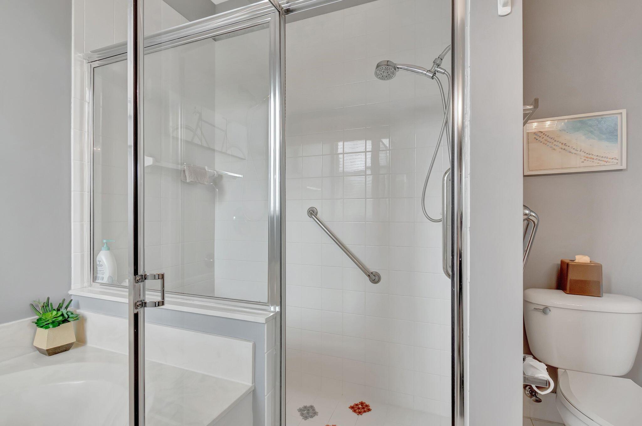 10704 Royal Caribbean Circle