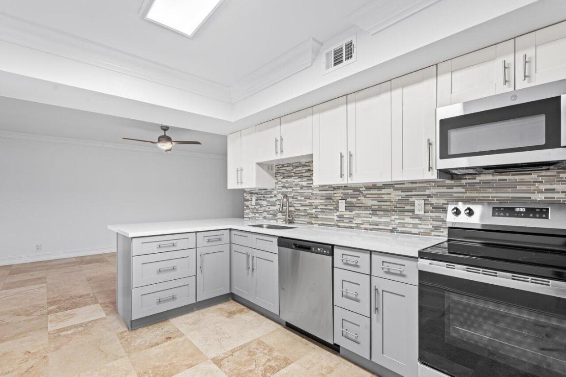 3170 Leewood Terrace, L112, Boca Raton Unit: L112