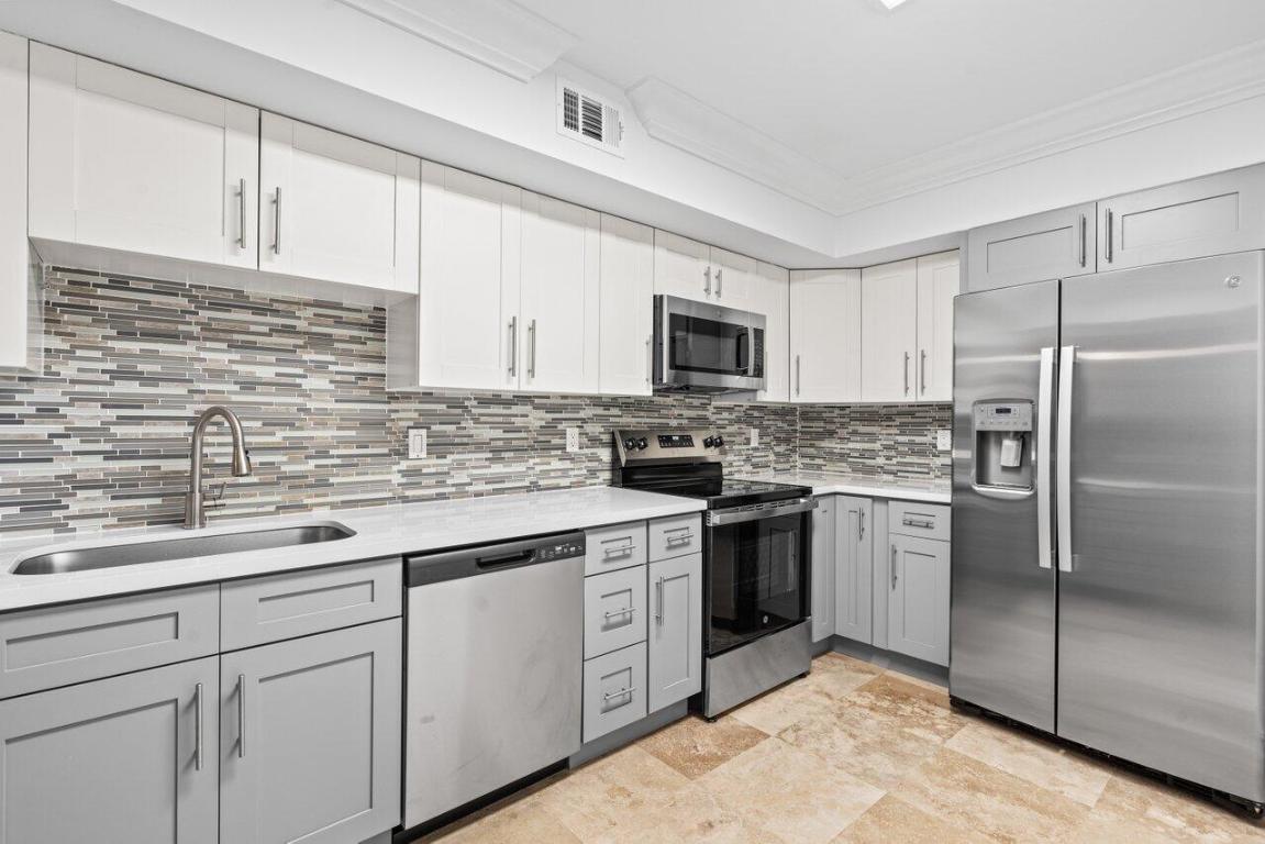 3170 Leewood Terrace, L112, Boca Raton Unit: L112