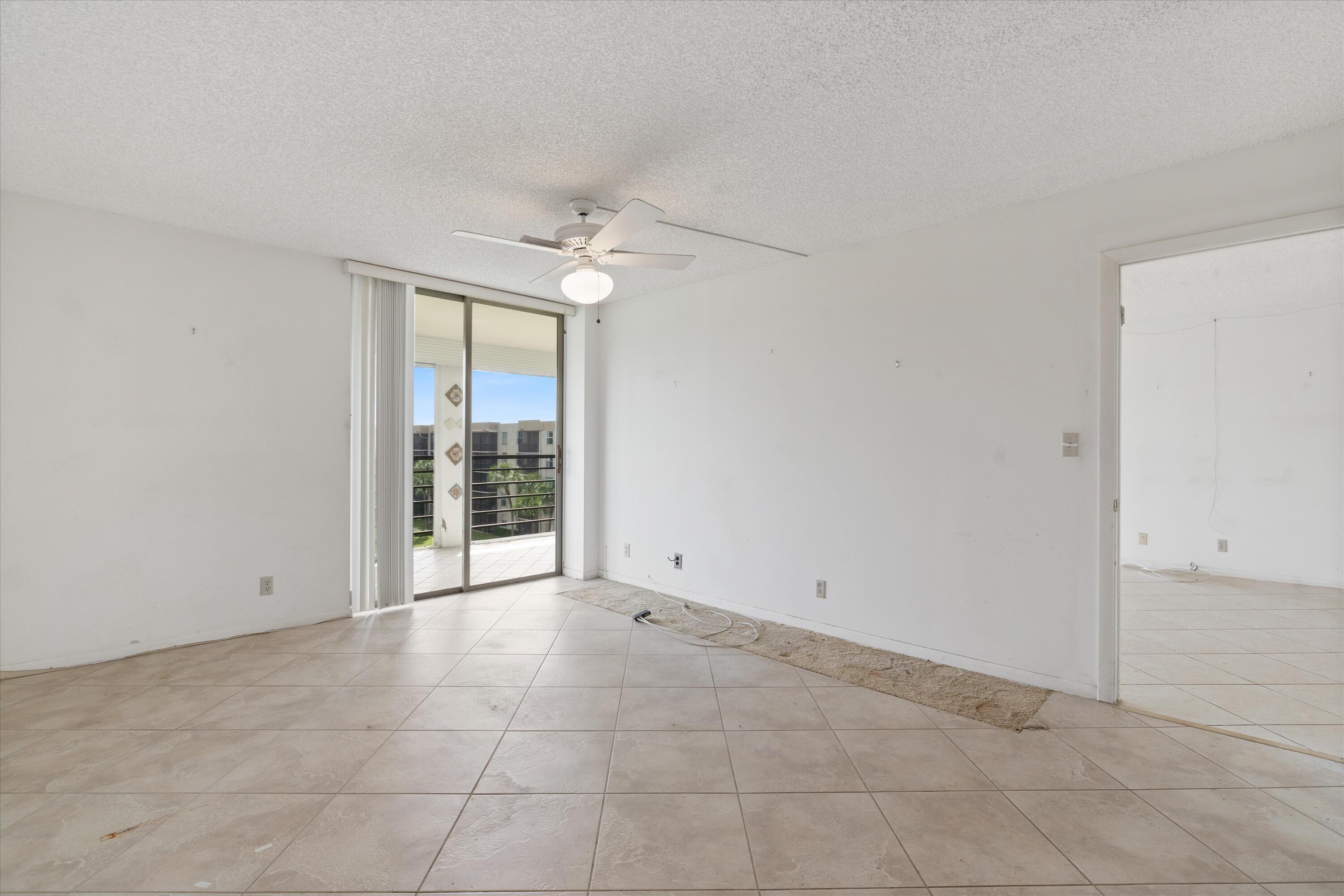 5340 NW 2nd Avenue Ph-29