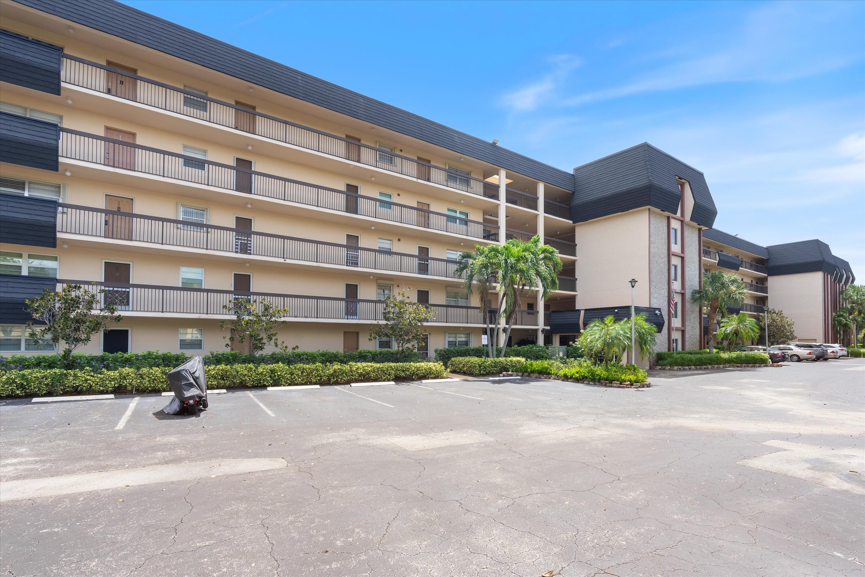 5340 NW 2nd Avenue Ph-29