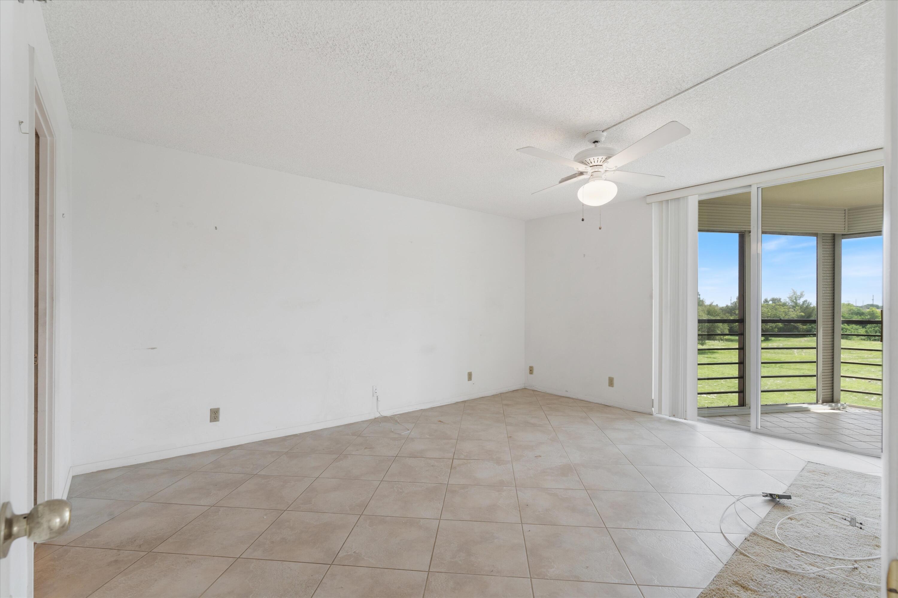 5340 NW 2nd Avenue Ph-29
