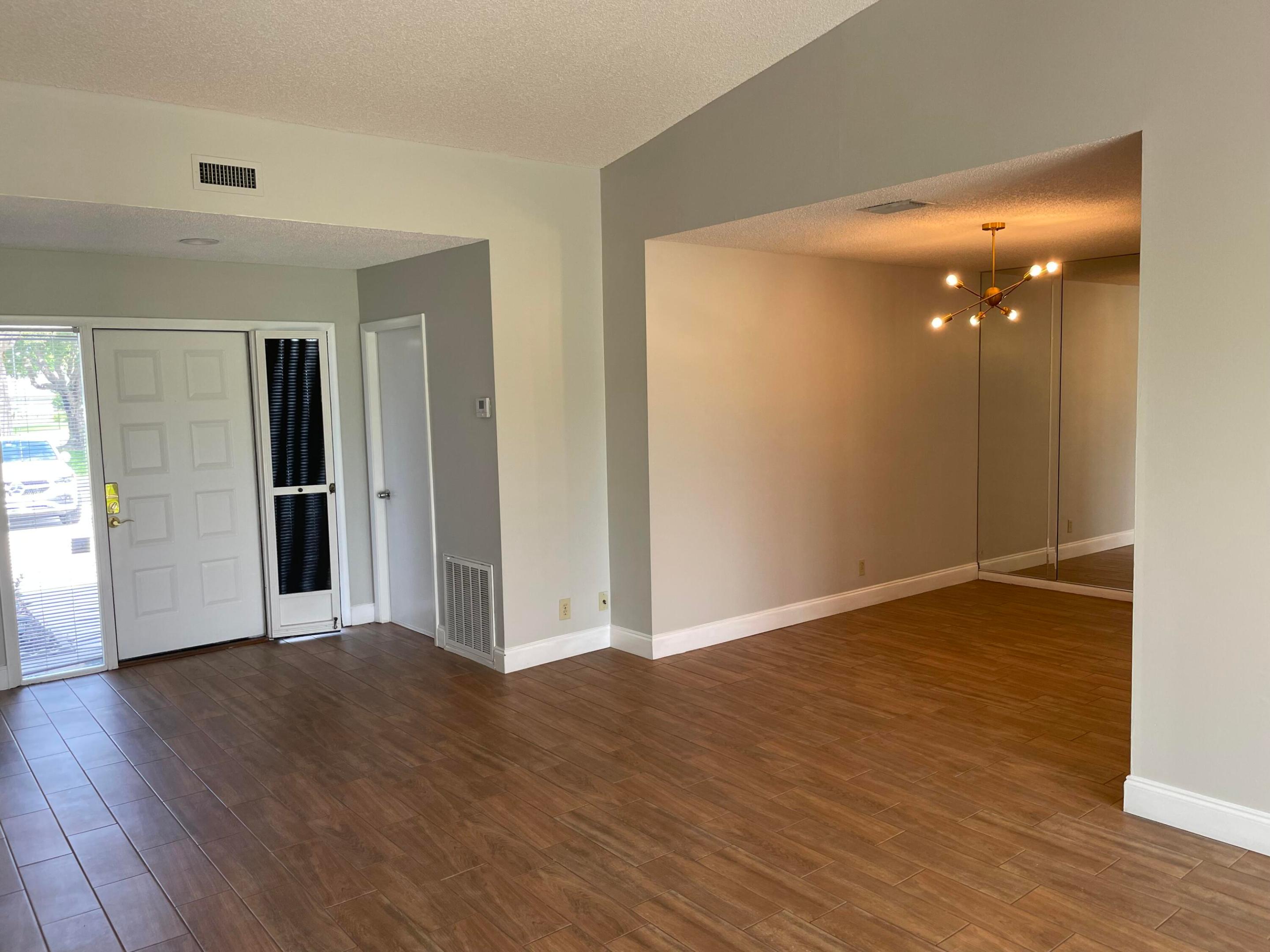 2930 SW Westlake Circle 2930