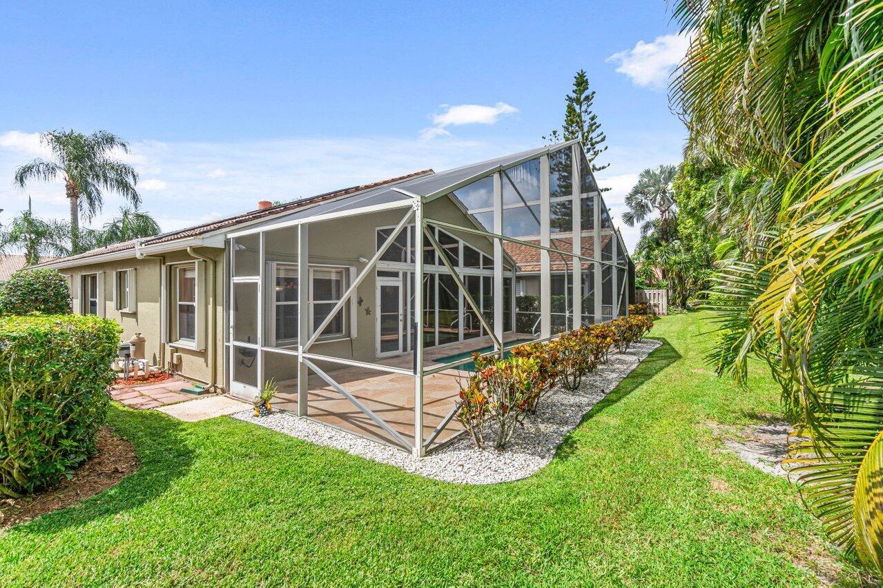 10355 Utopia Circle N