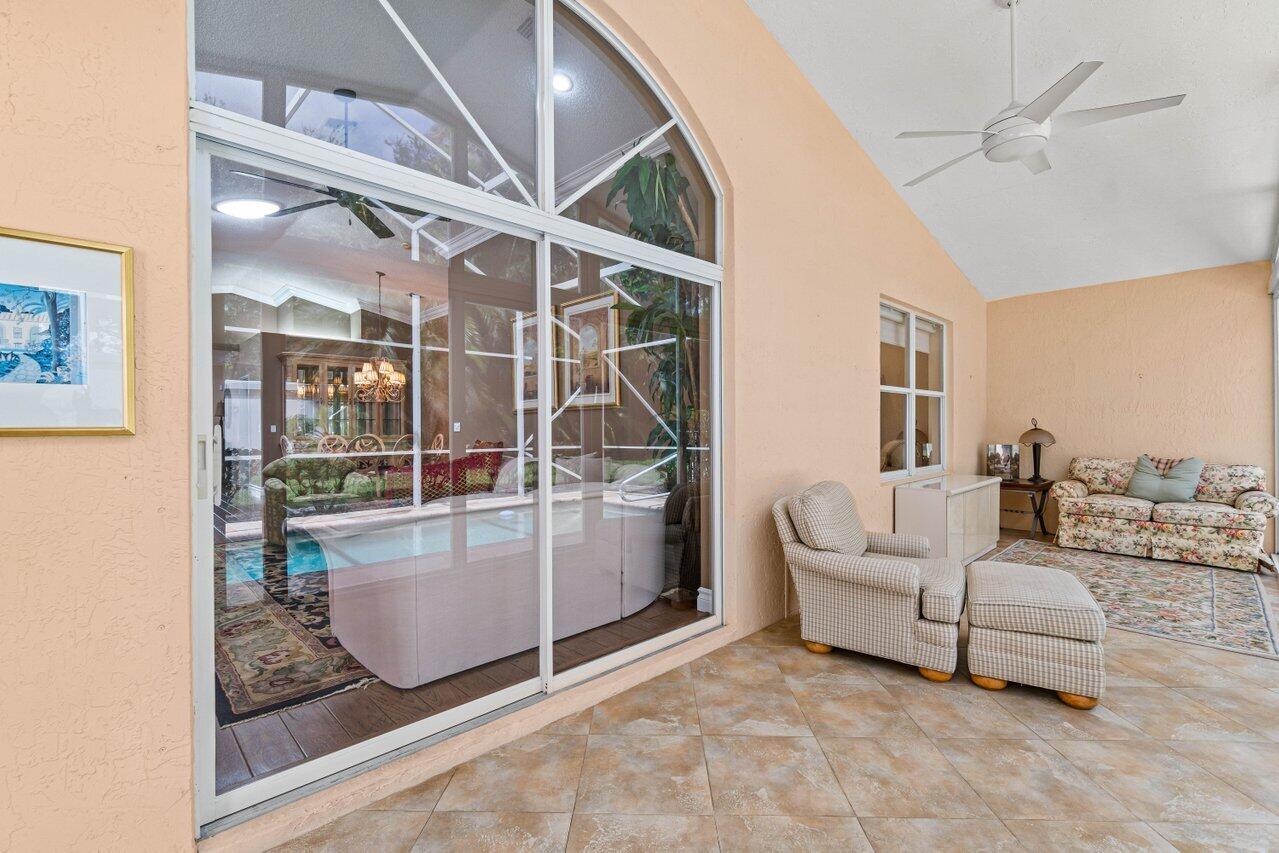 10355 Utopia Circle N