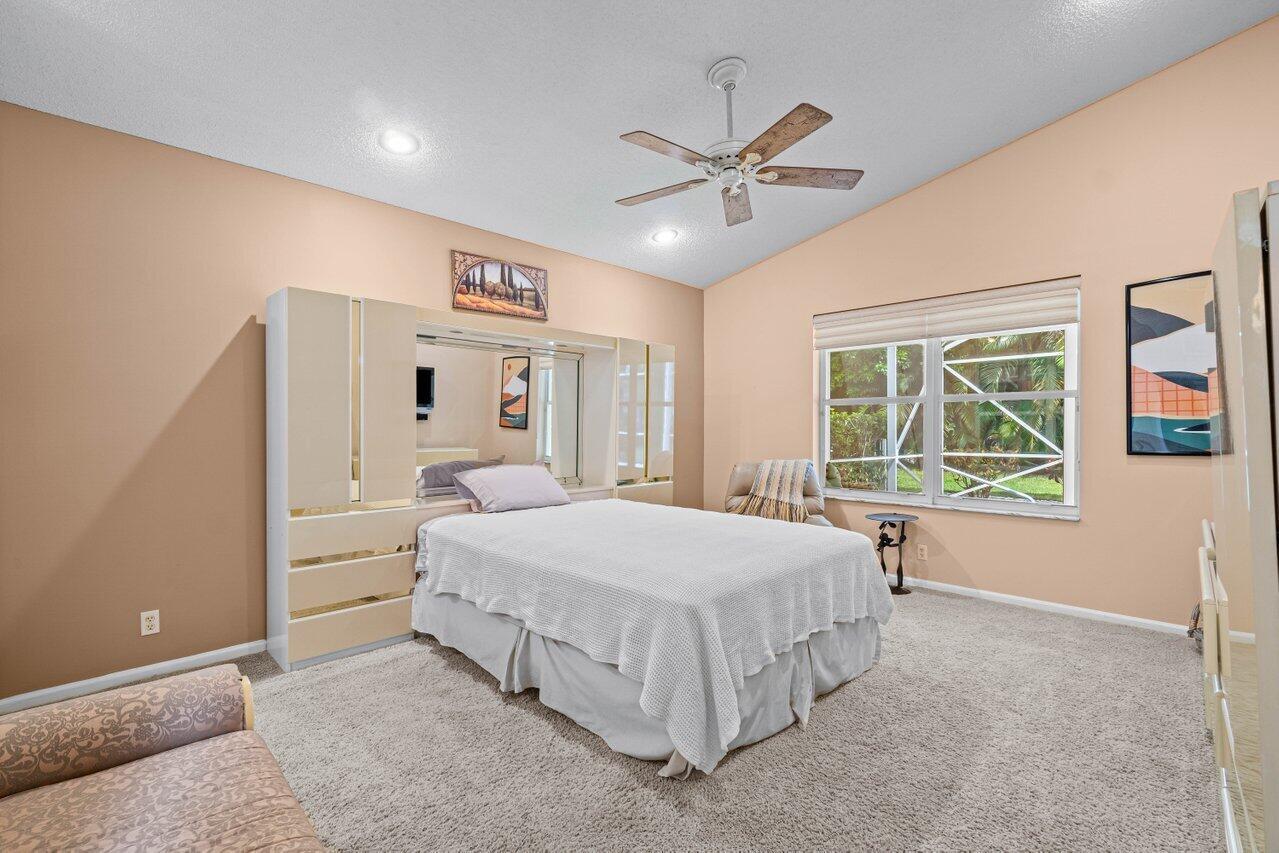 10355 Utopia Circle N