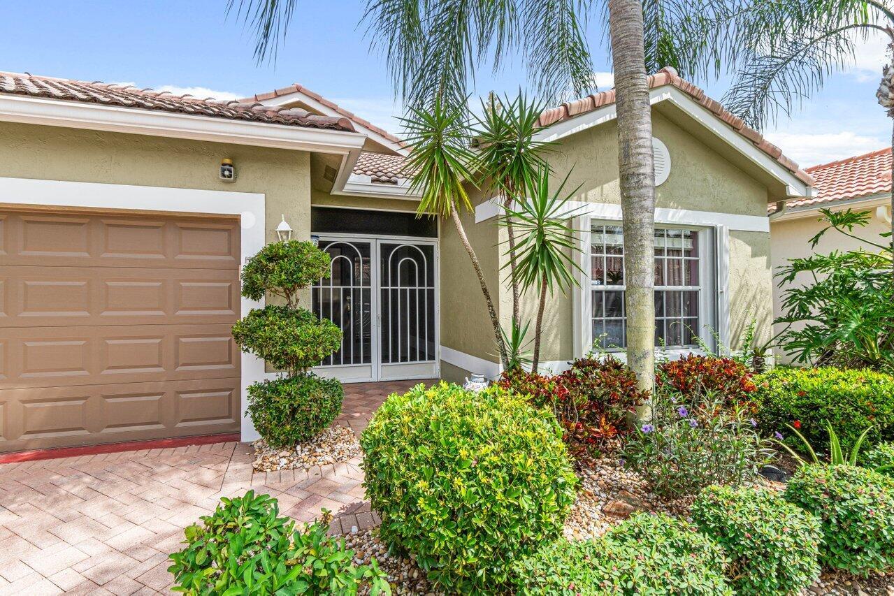 10355 Utopia Circle N