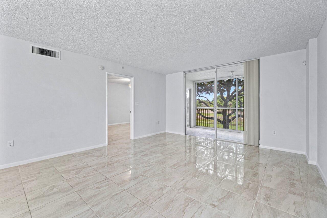 4734 Lucerne Lakes Boulevard 204