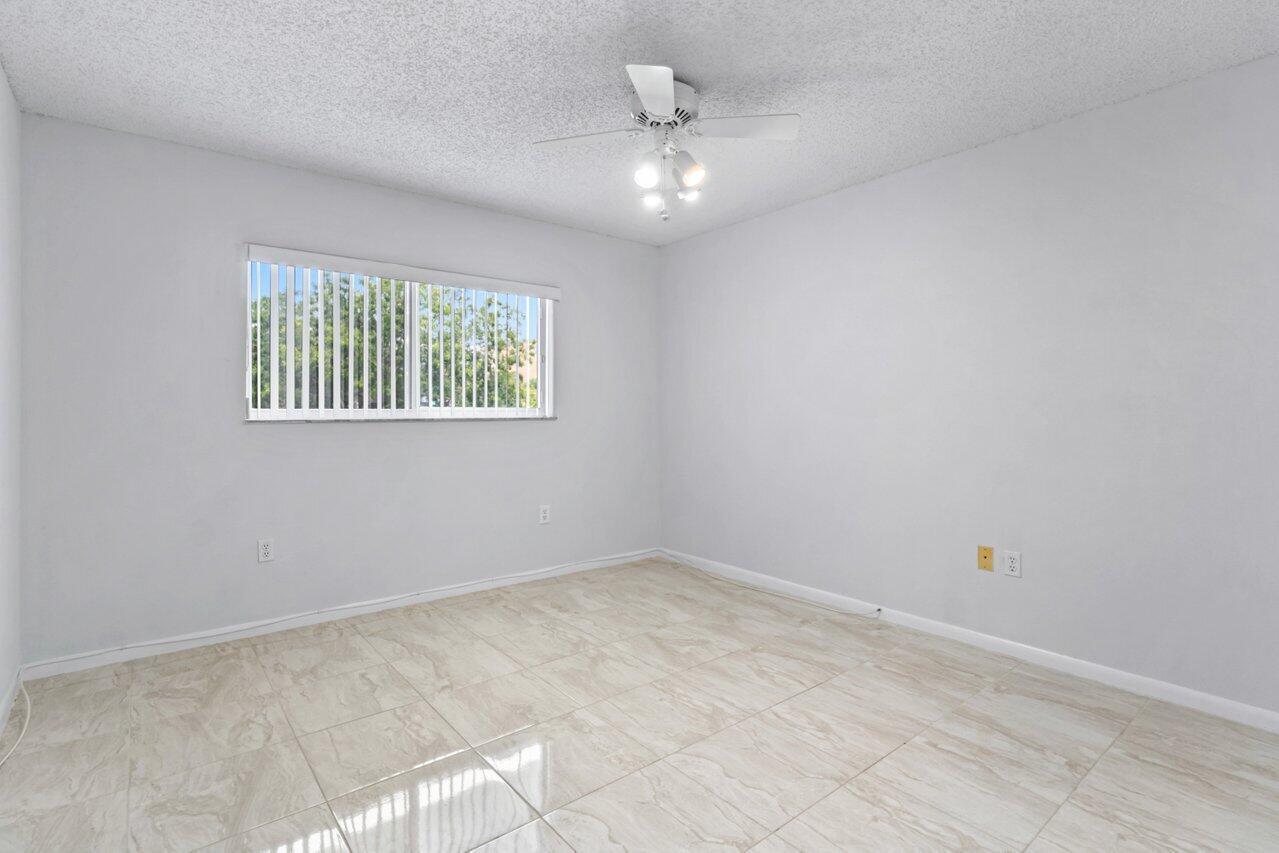 4734 Lucerne Lakes Boulevard 204
