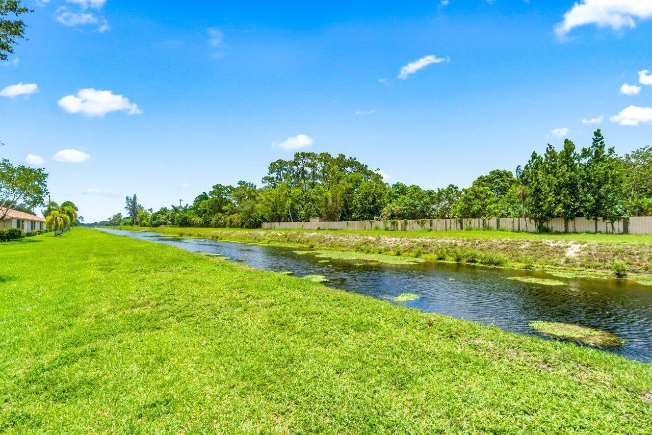 4734 Lucerne Lakes Boulevard 204