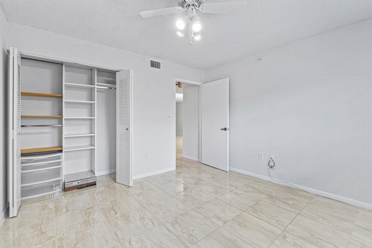 4734 Lucerne Lakes Boulevard 204