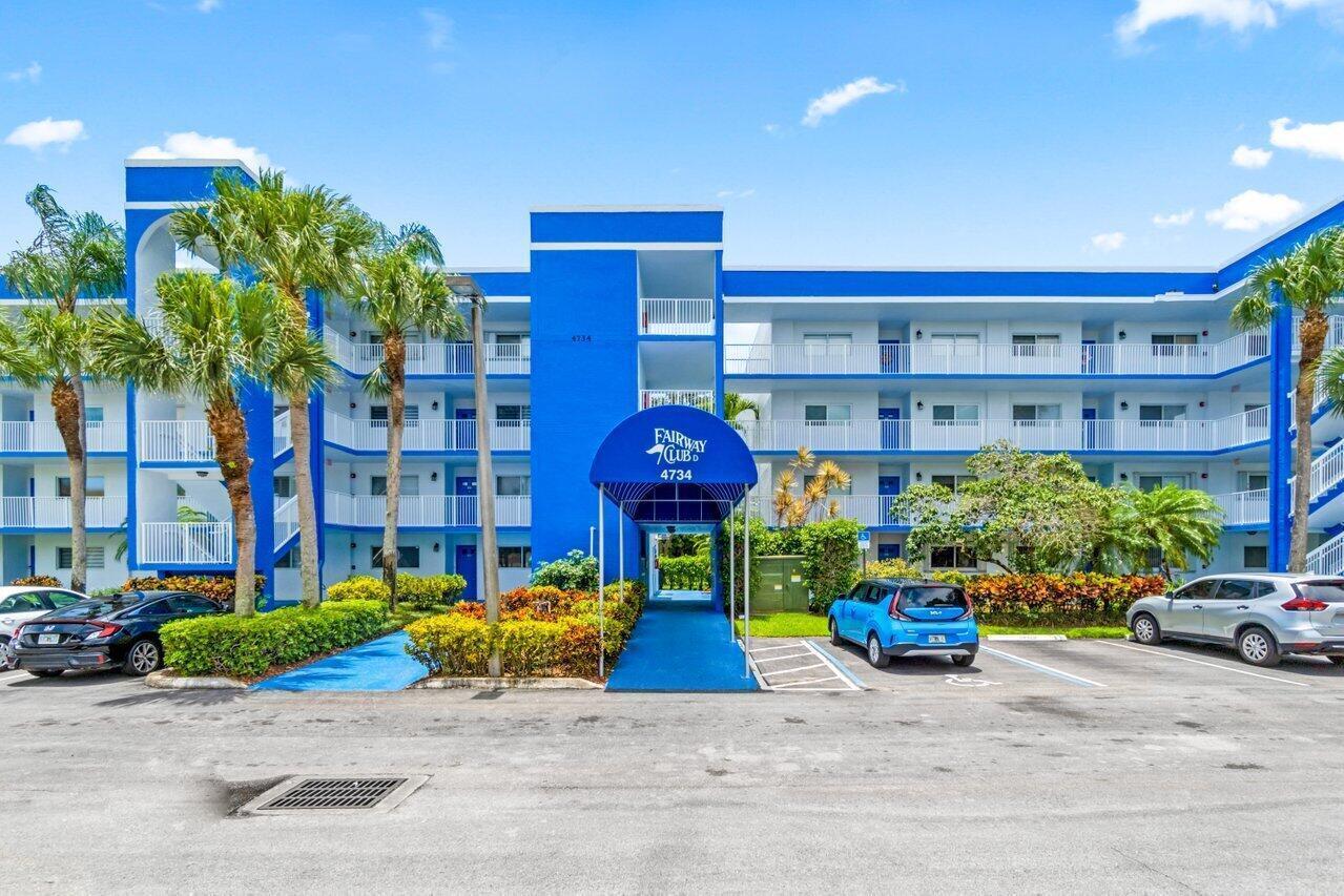 4734 Lucerne Lakes Boulevard 204