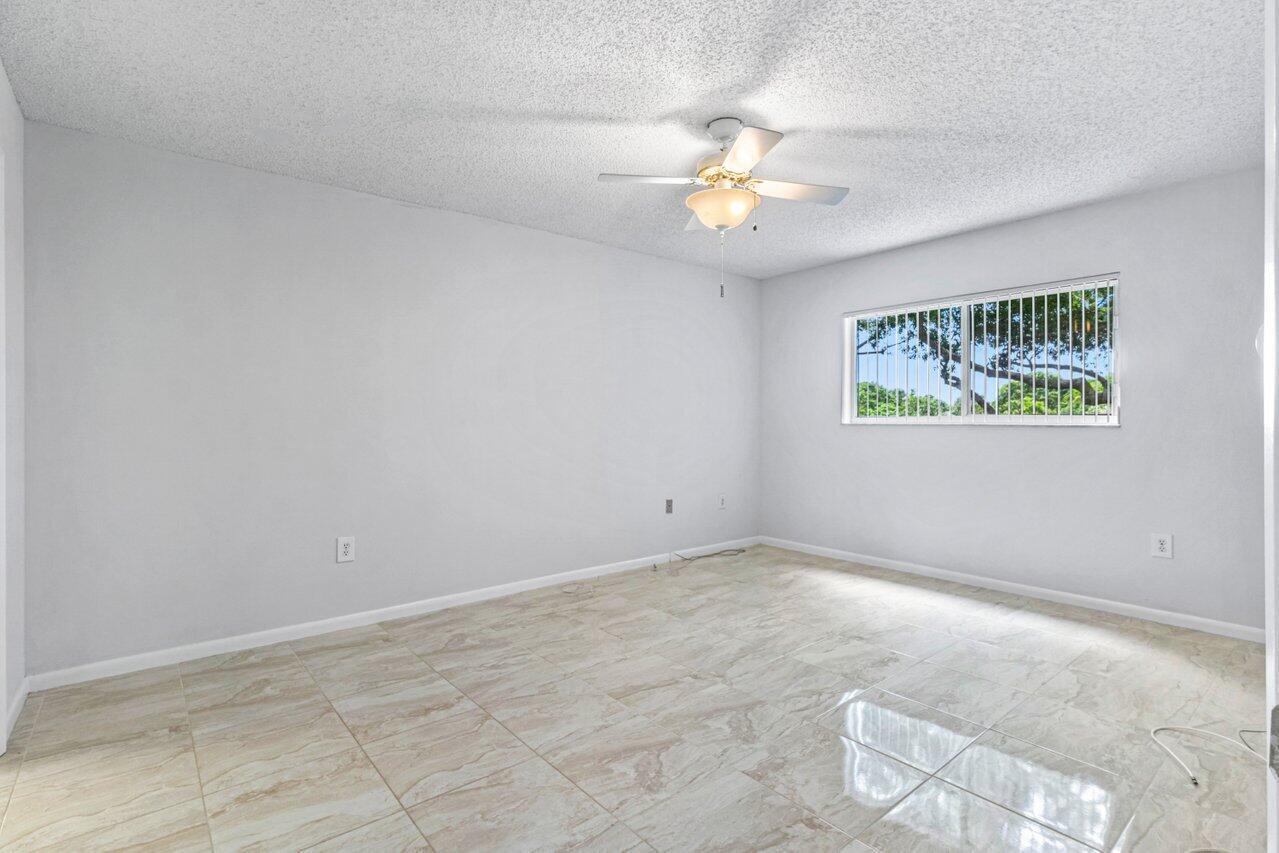 4734 Lucerne Lakes Boulevard 204