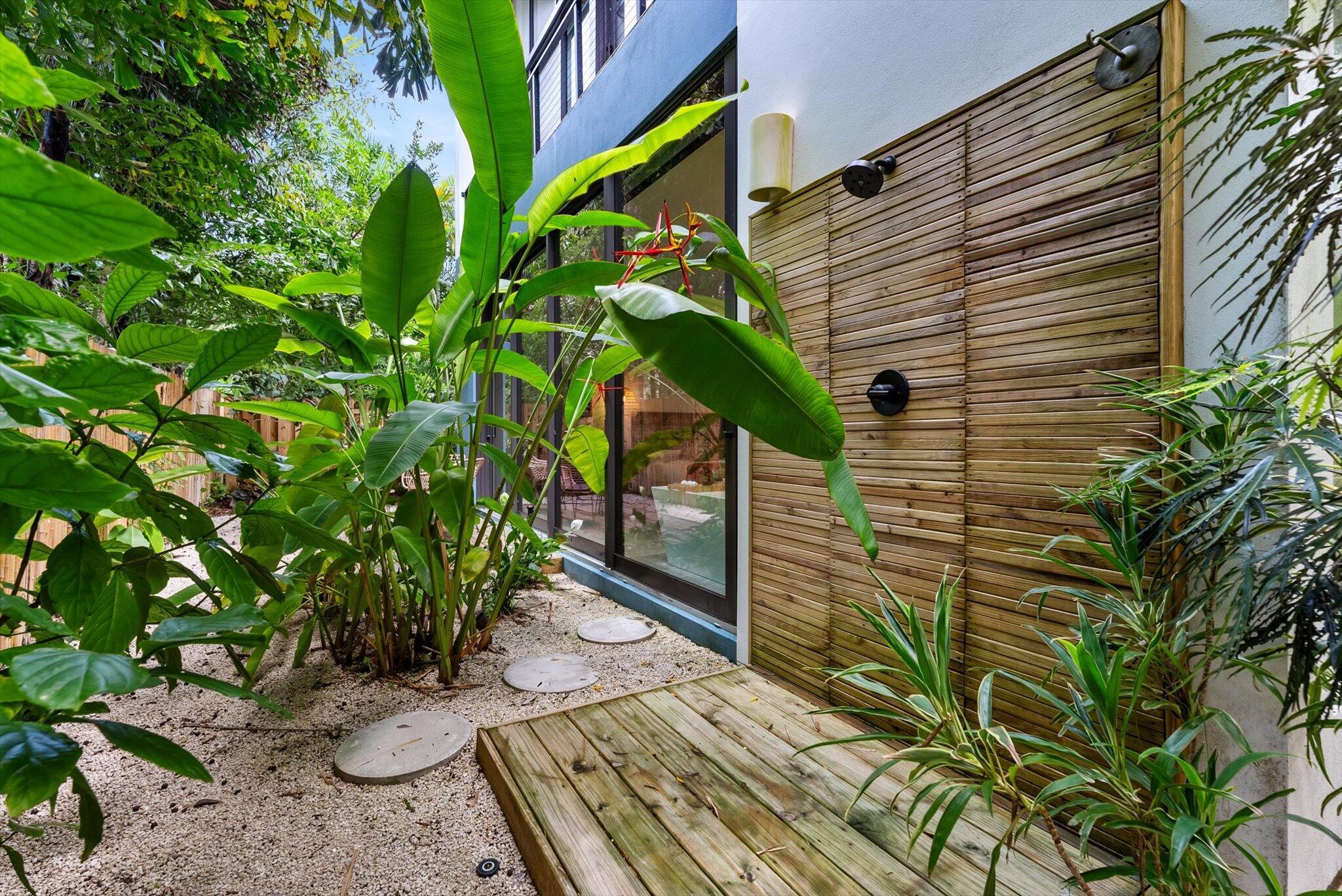 105 George Bush Boulevard