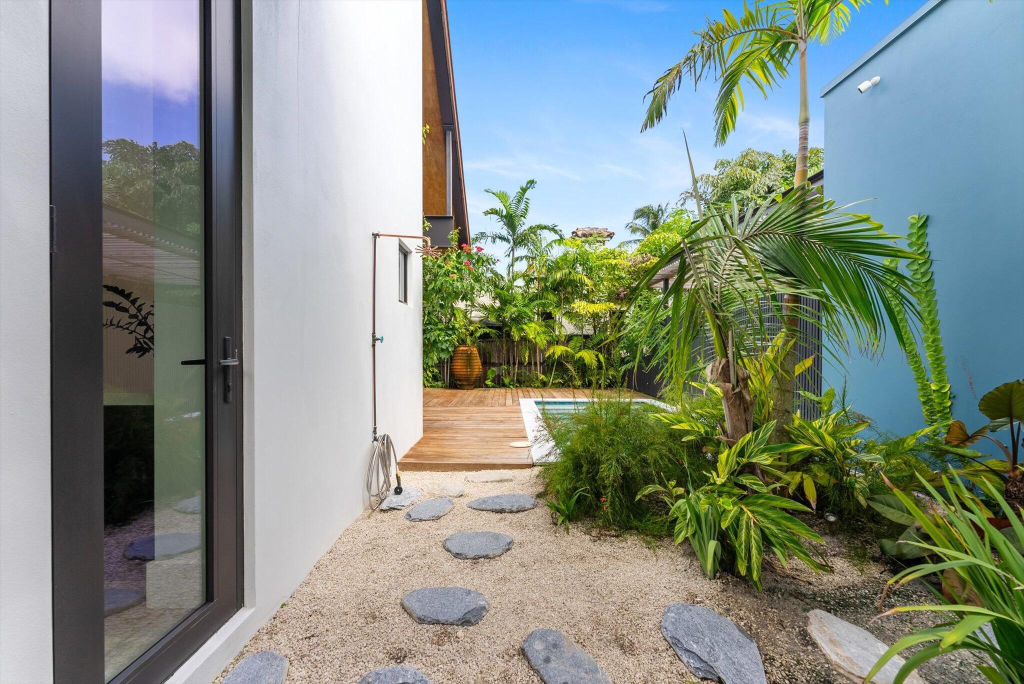 105 George Bush Boulevard