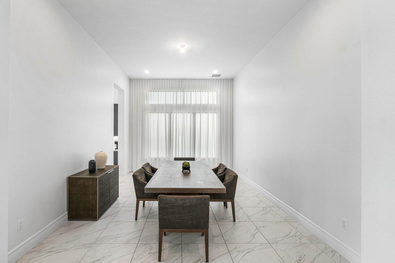 17016 Cappuccino Way