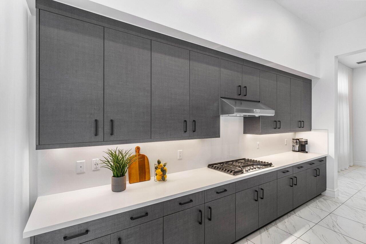 17016 Cappuccino Way