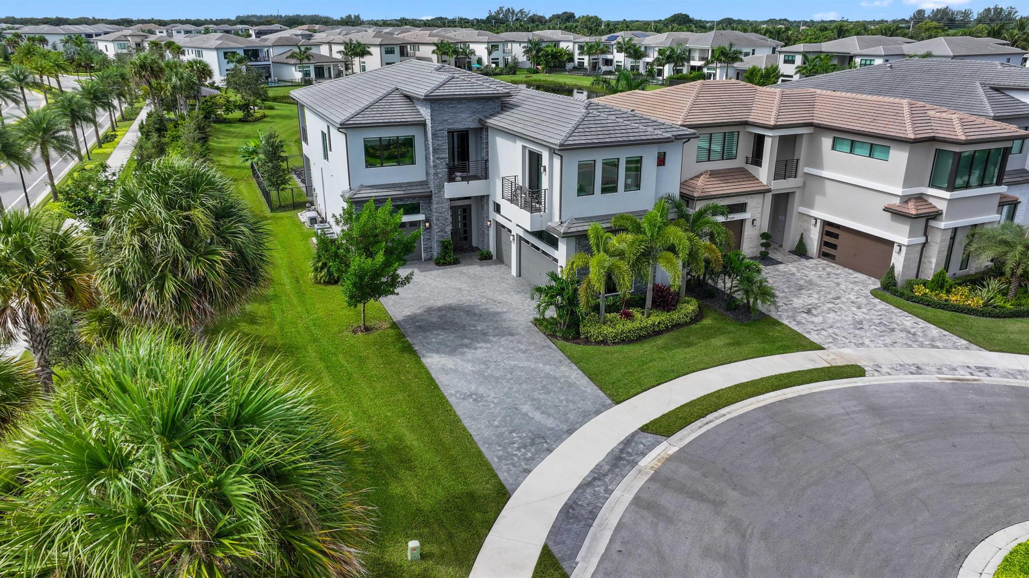 17016 Cappuccino Way