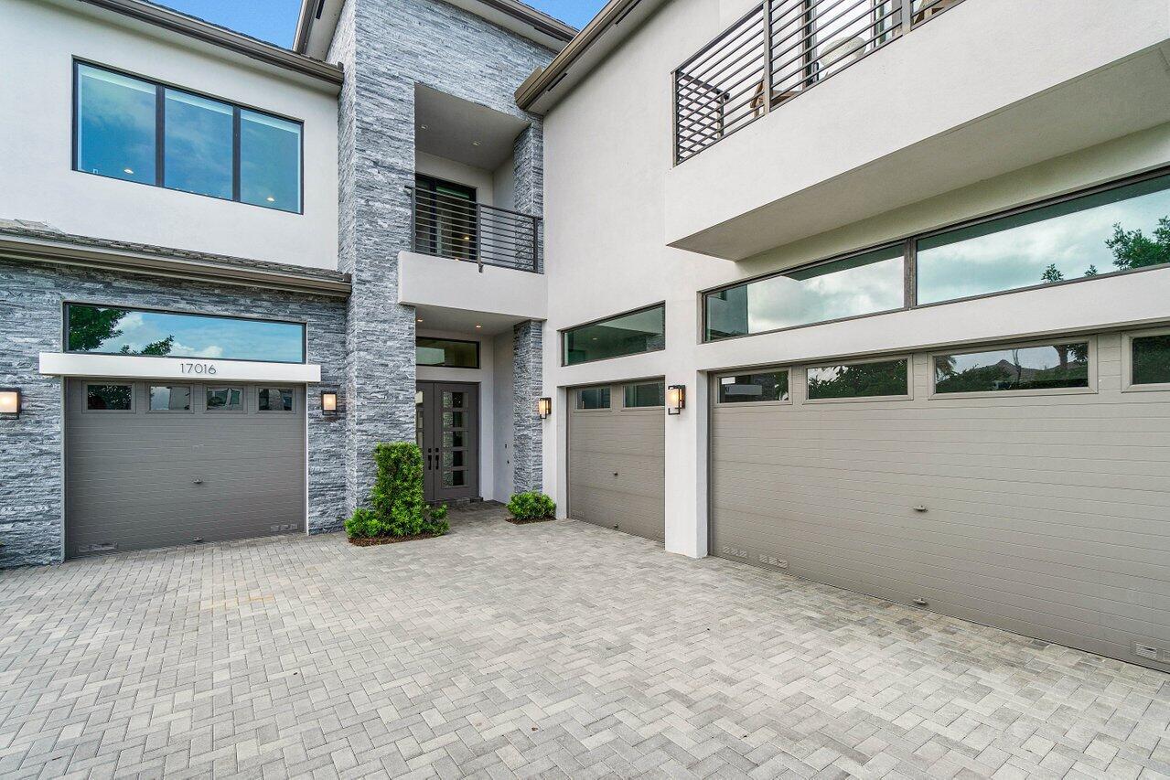 17016 Cappuccino Way