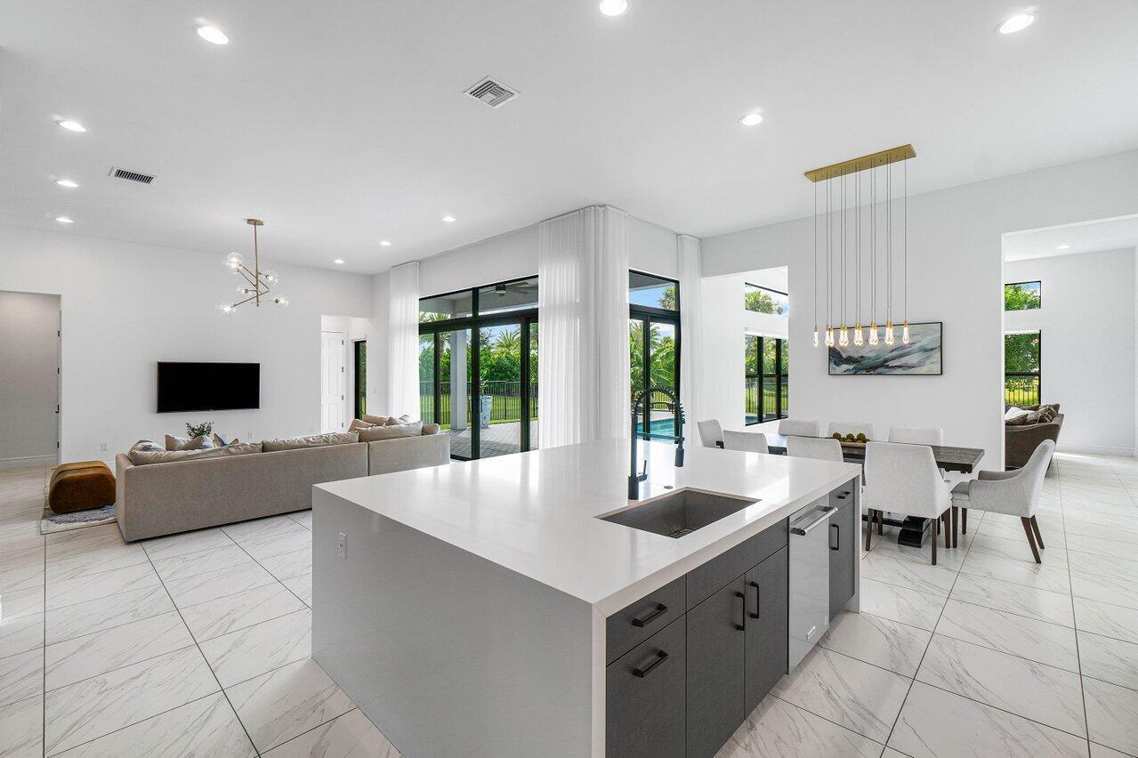 17016 Cappuccino Way