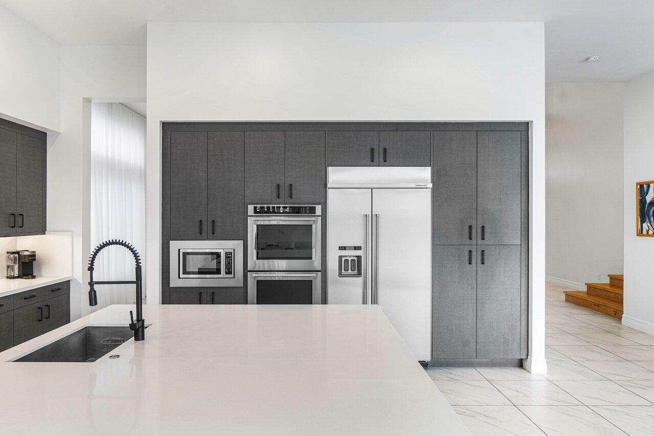 17016 Cappuccino Way