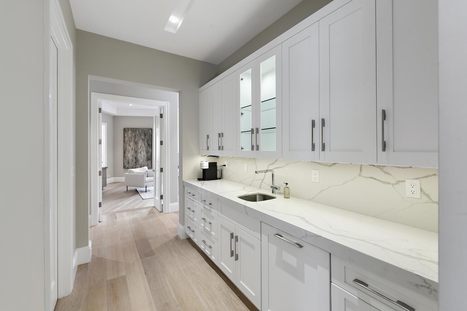 551 NE Waterway Lane