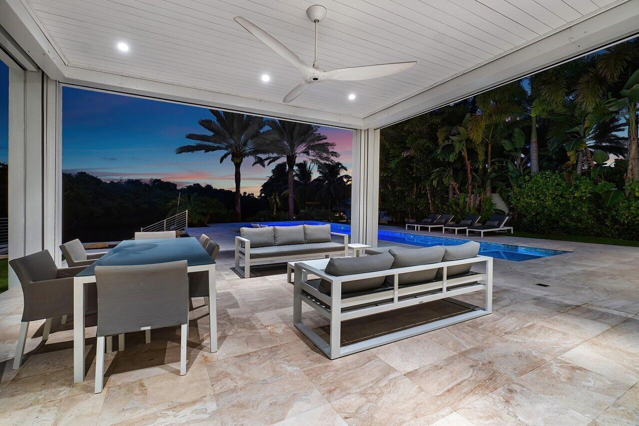 551 NE Waterway Lane