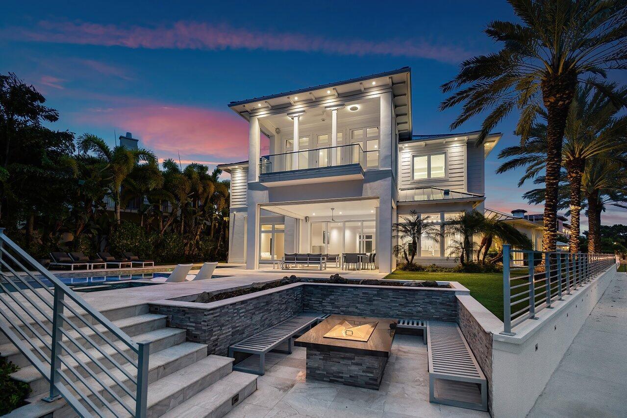 551 NE Waterway Lane