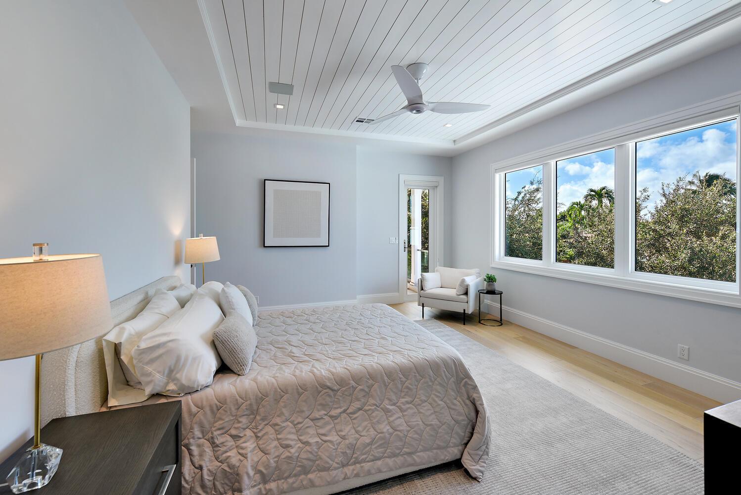 551 NE Waterway Lane