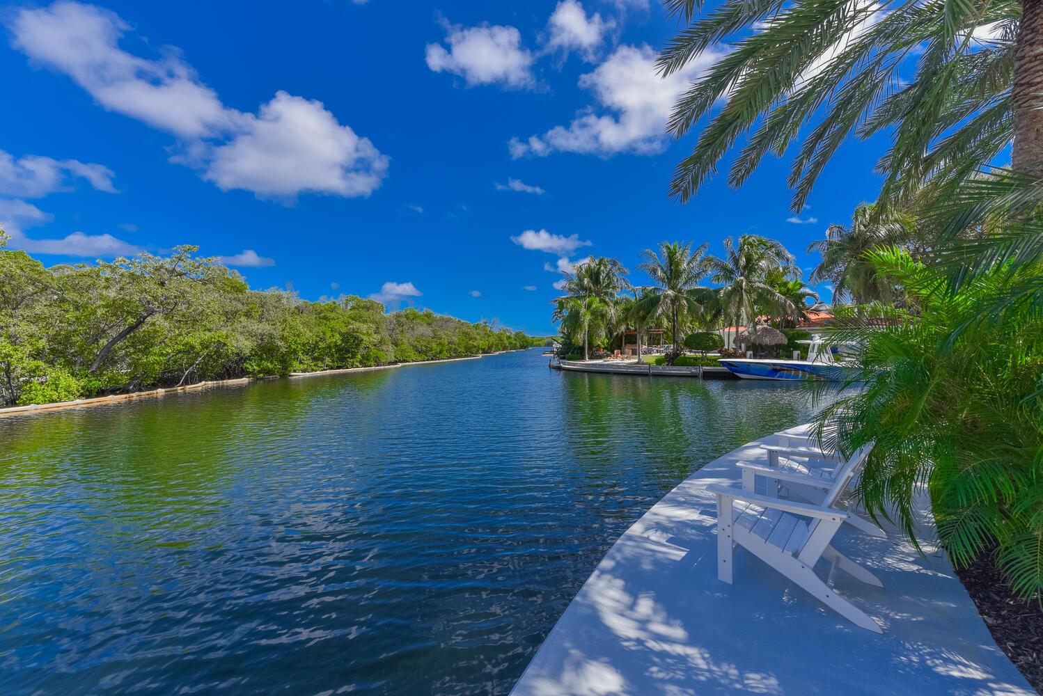 551 NE Waterway Lane