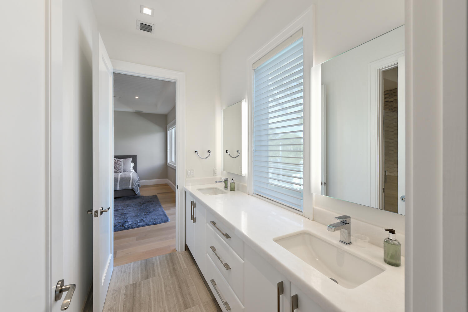 551 NE Waterway Lane