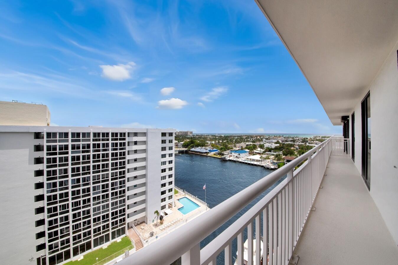 3100 NE 48th Street Ph10