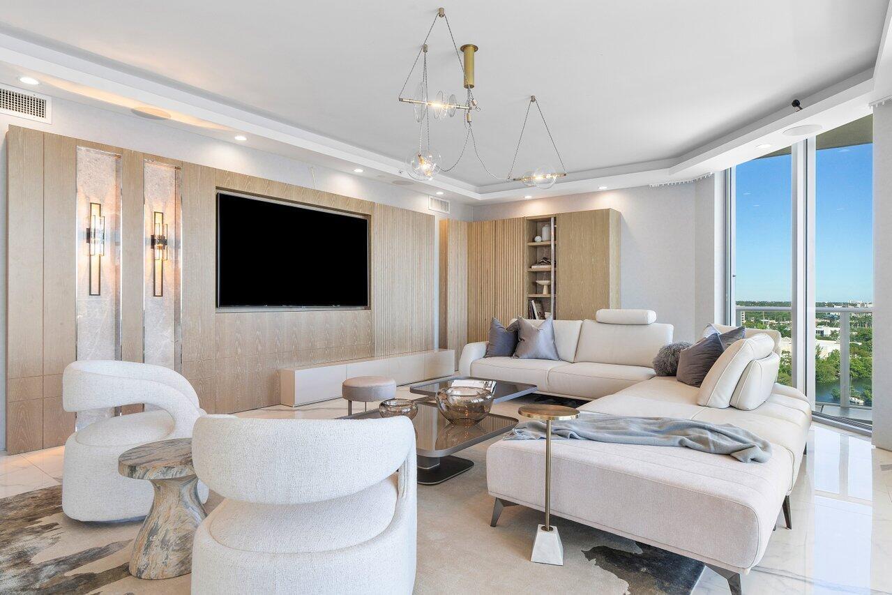 17301 Biscayne Boulevard 1110