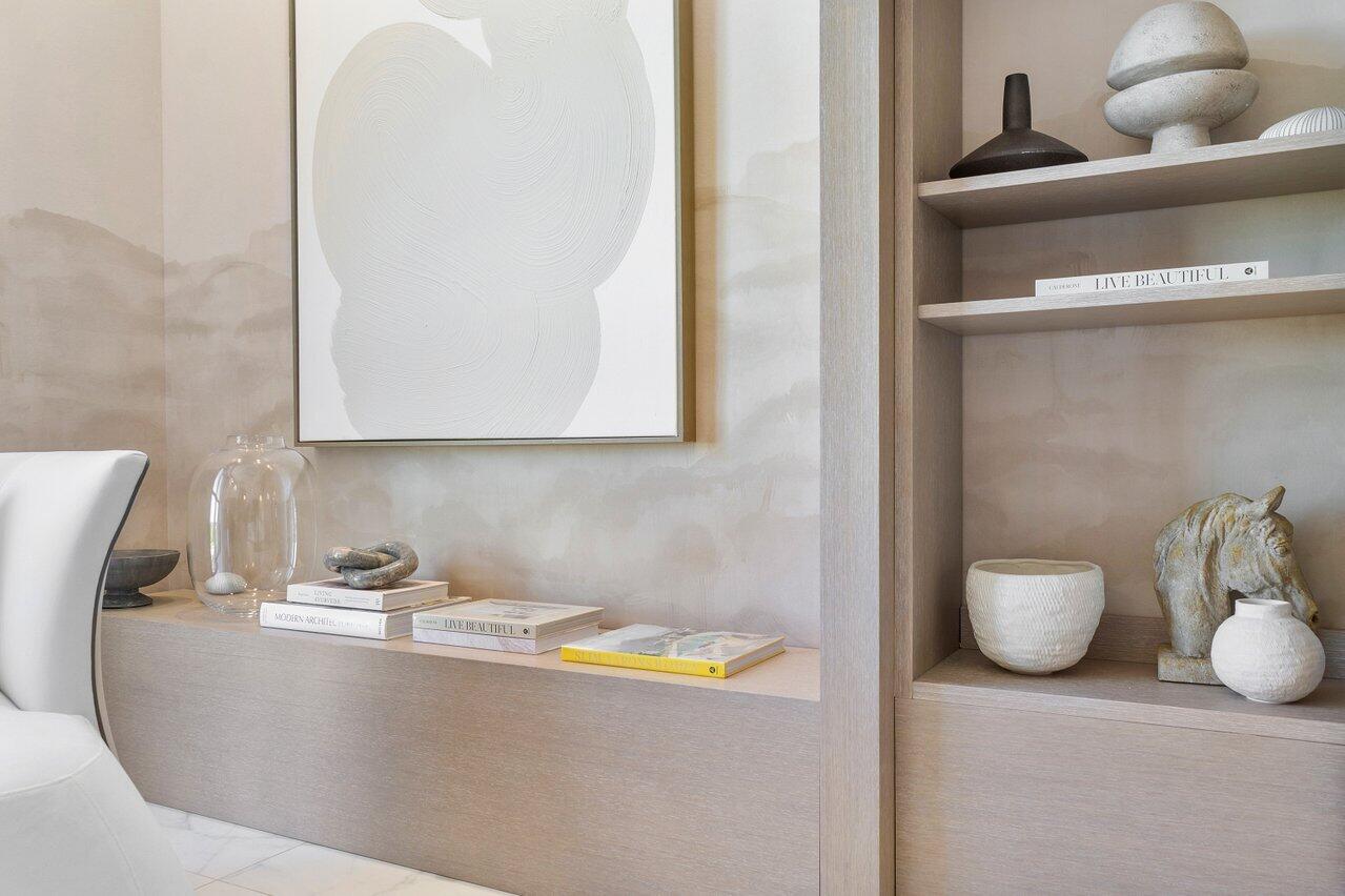 17301 Biscayne Boulevard 1110