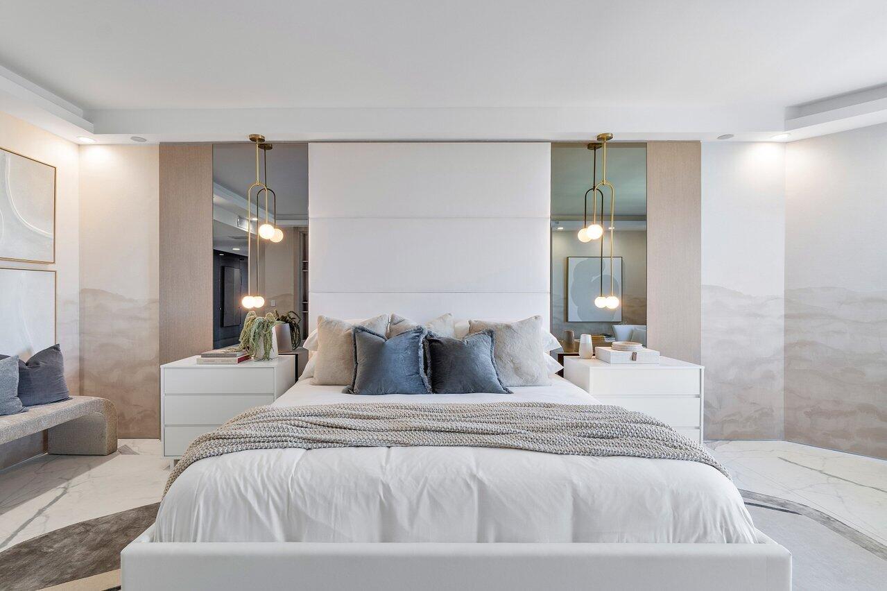 17301 Biscayne Boulevard 1110