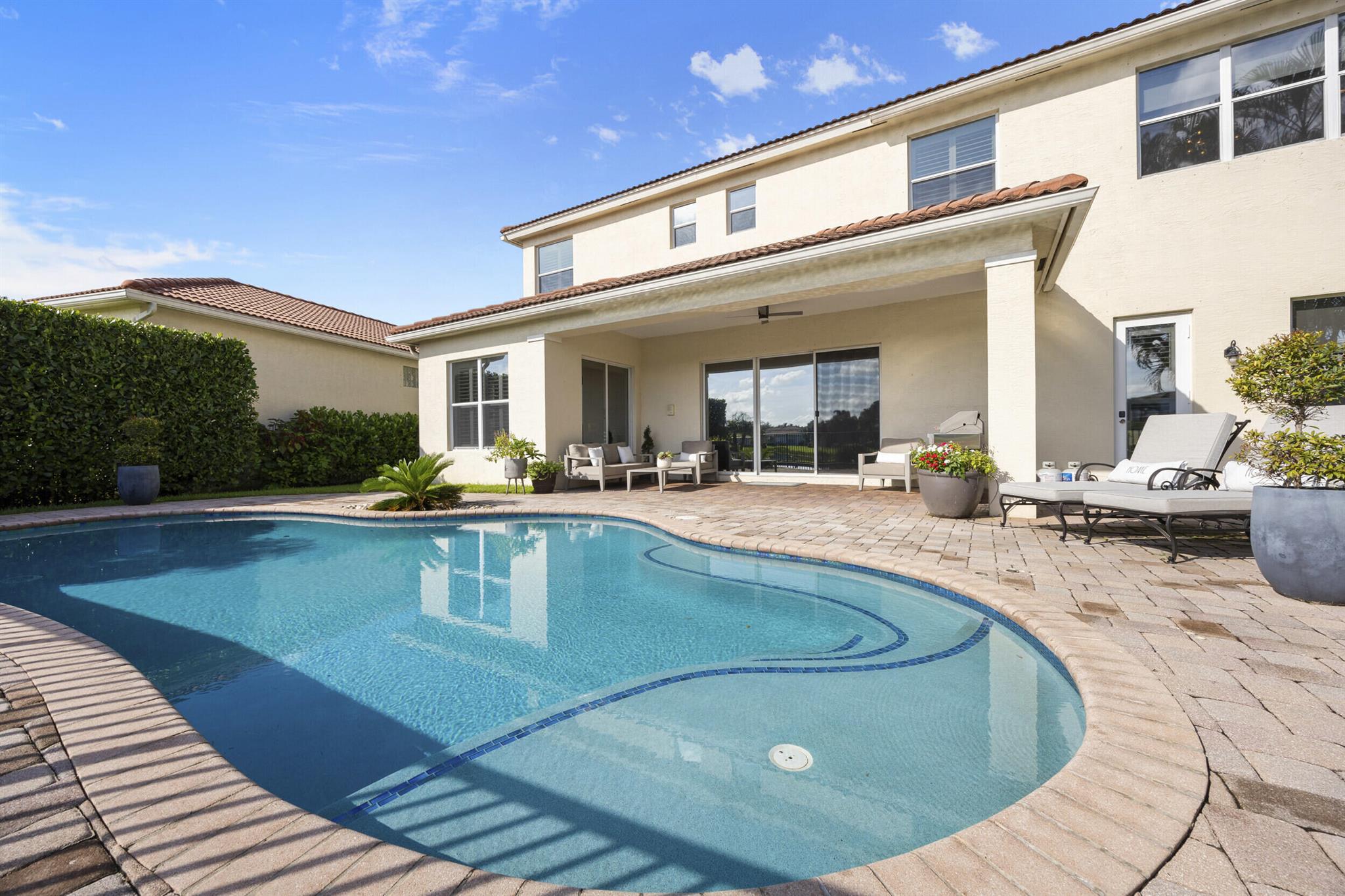 232 Sedona Way