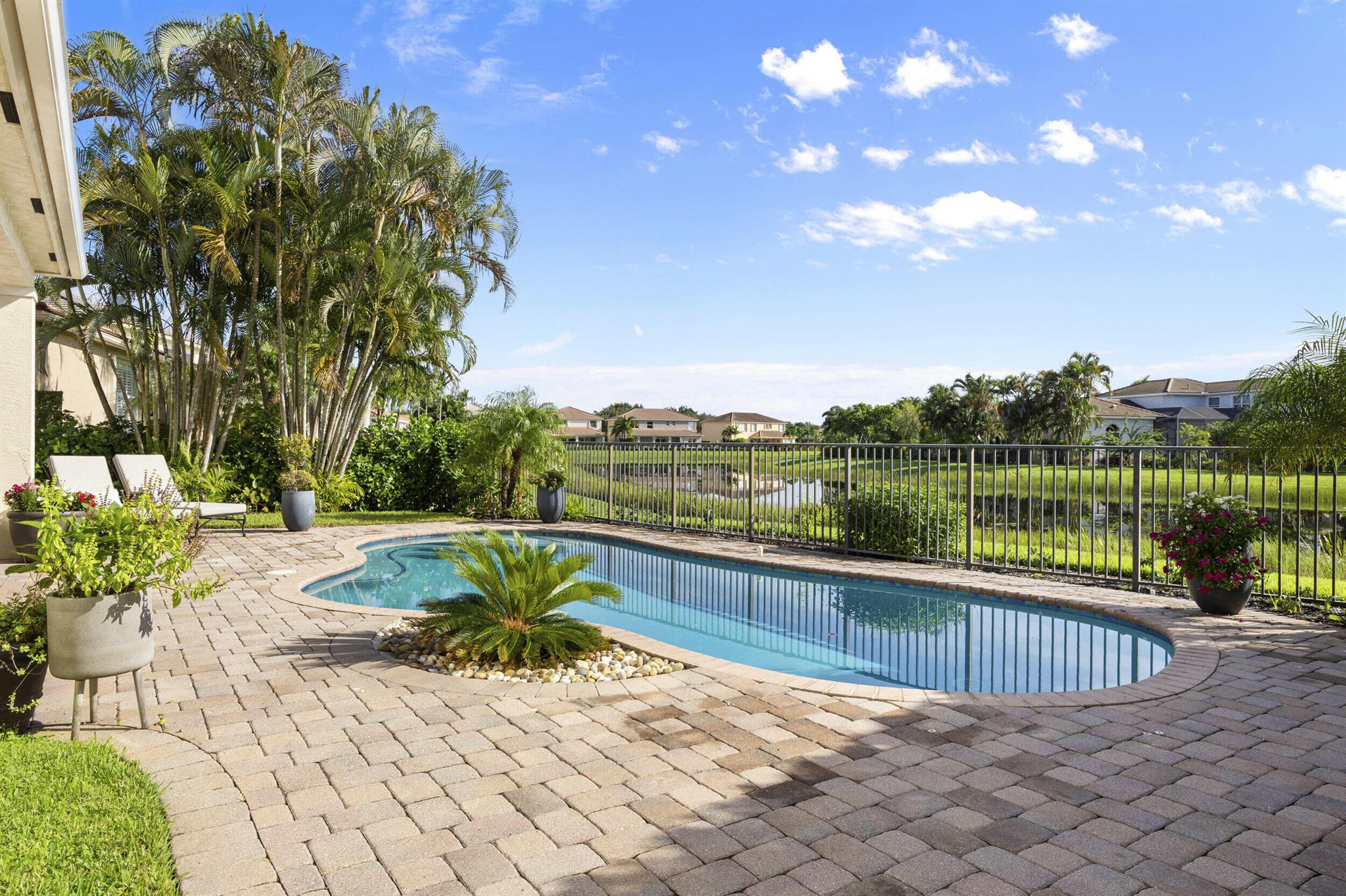 232 Sedona Way
