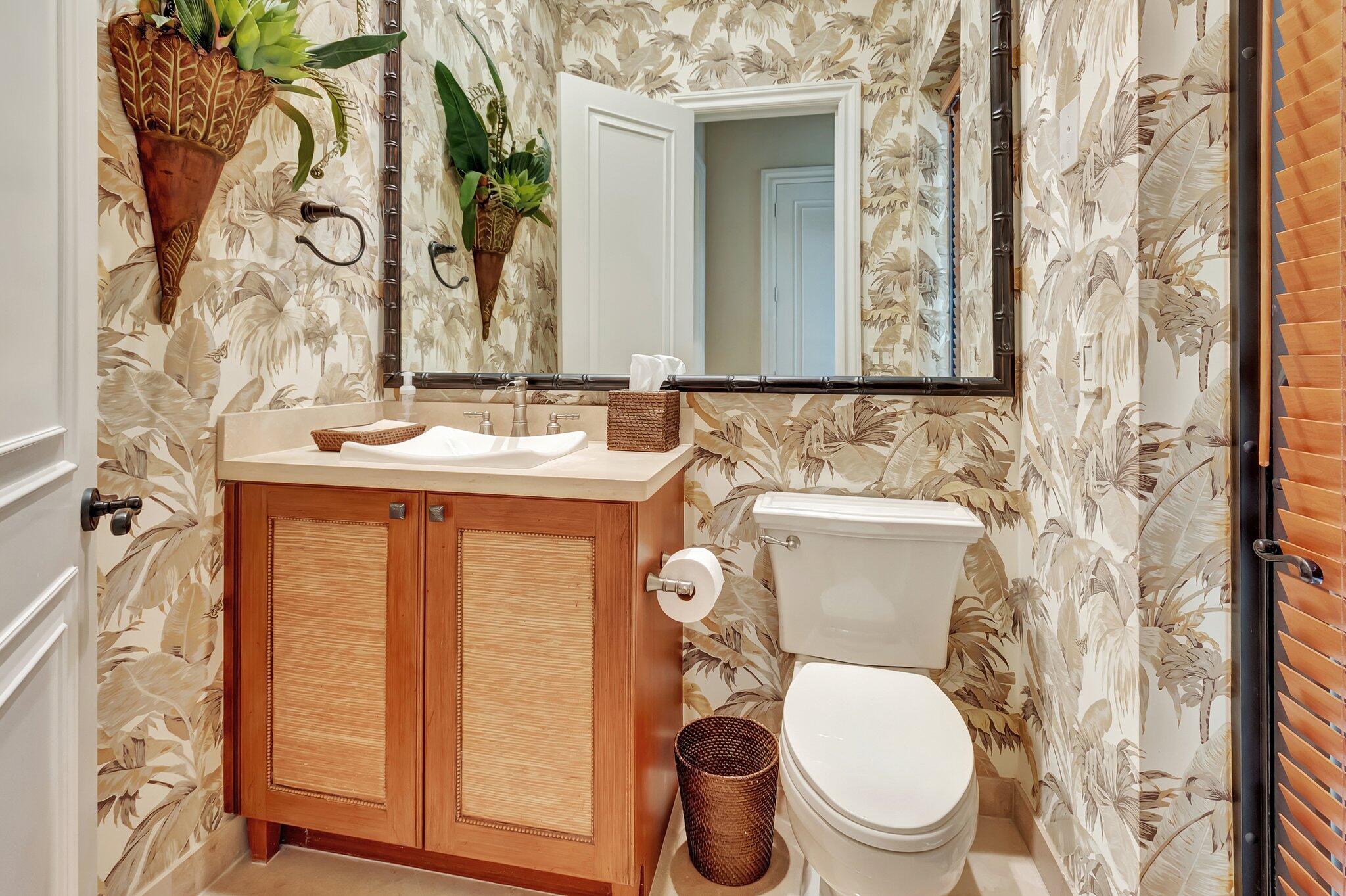 9230 Este Lago Drive