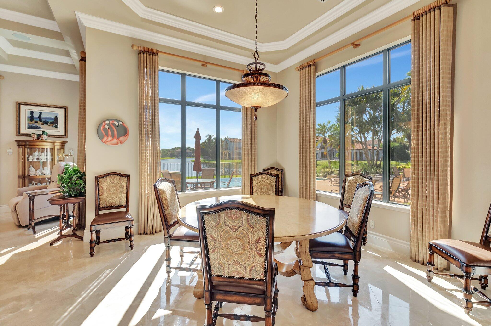 9230 Este Lago Drive