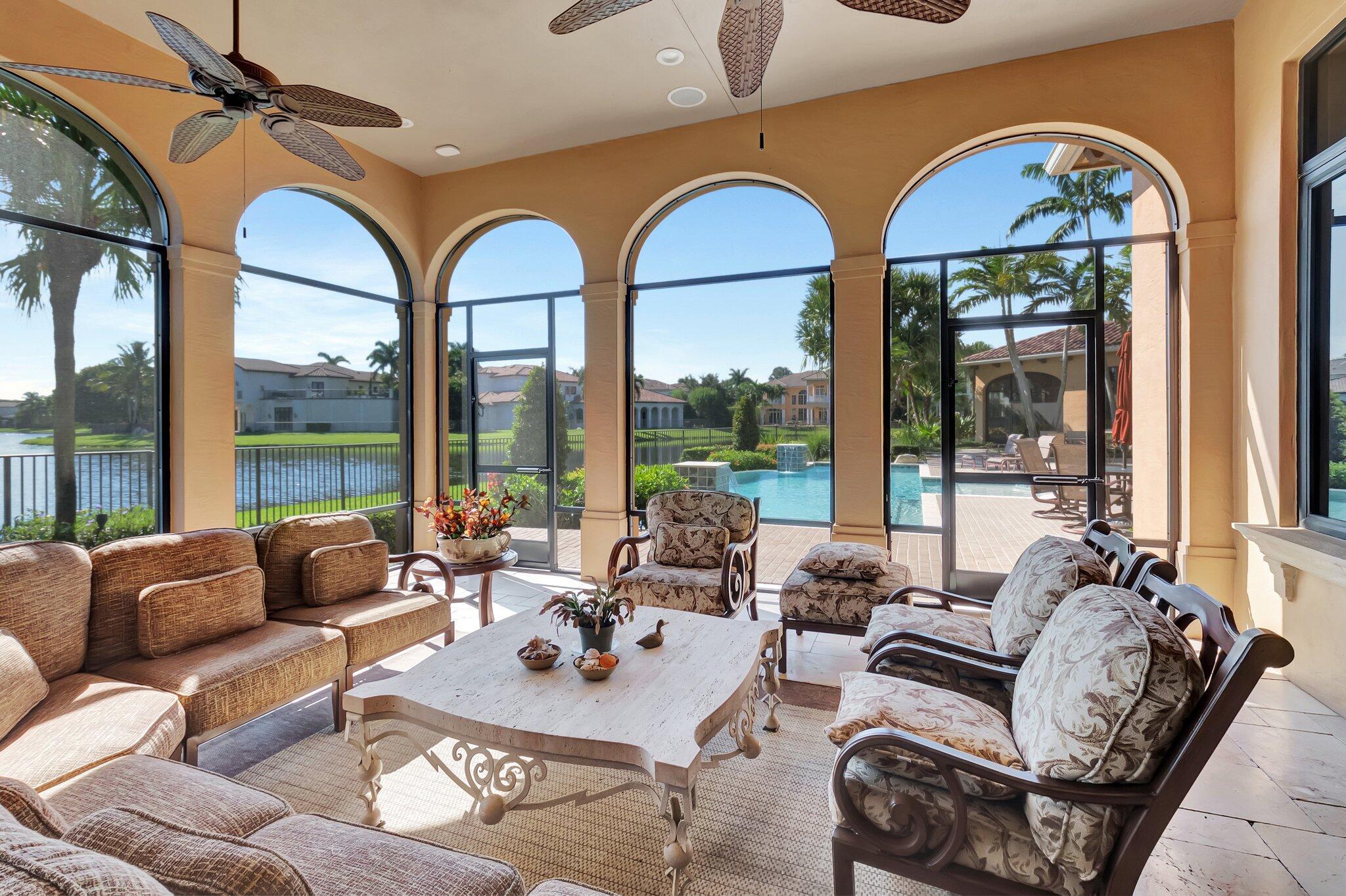 9230 Este Lago Drive