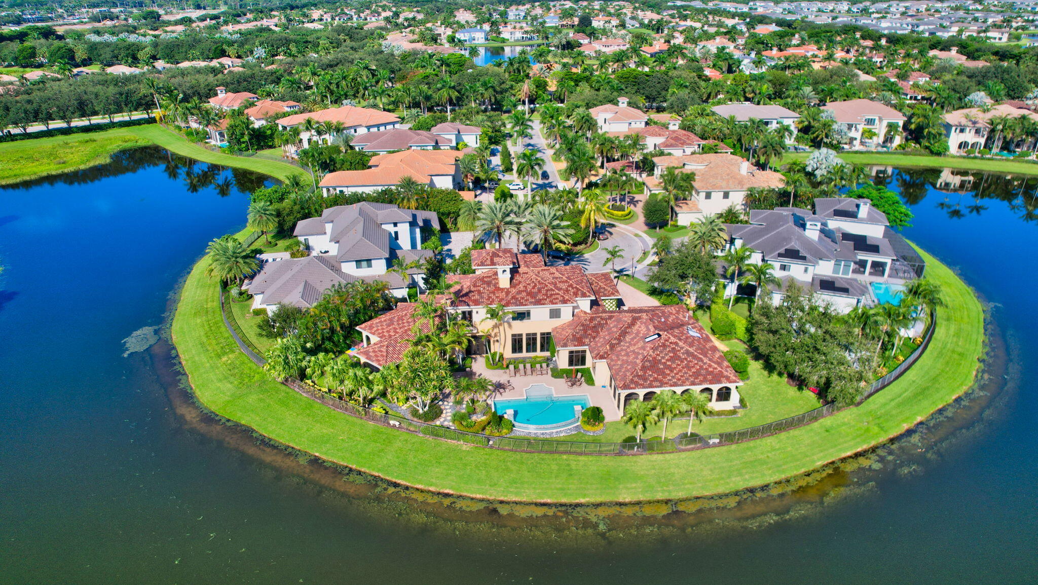 9230 Este Lago Drive