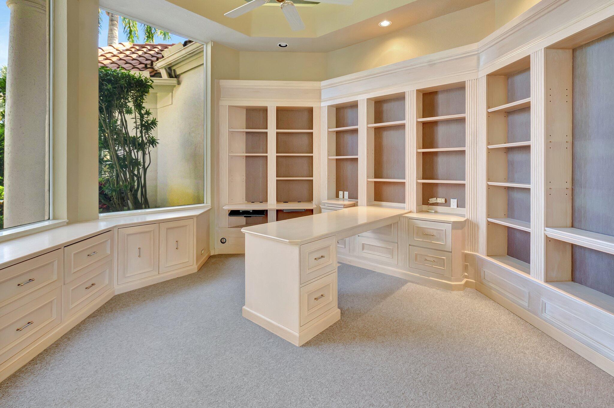 6920 Lions Head Lane