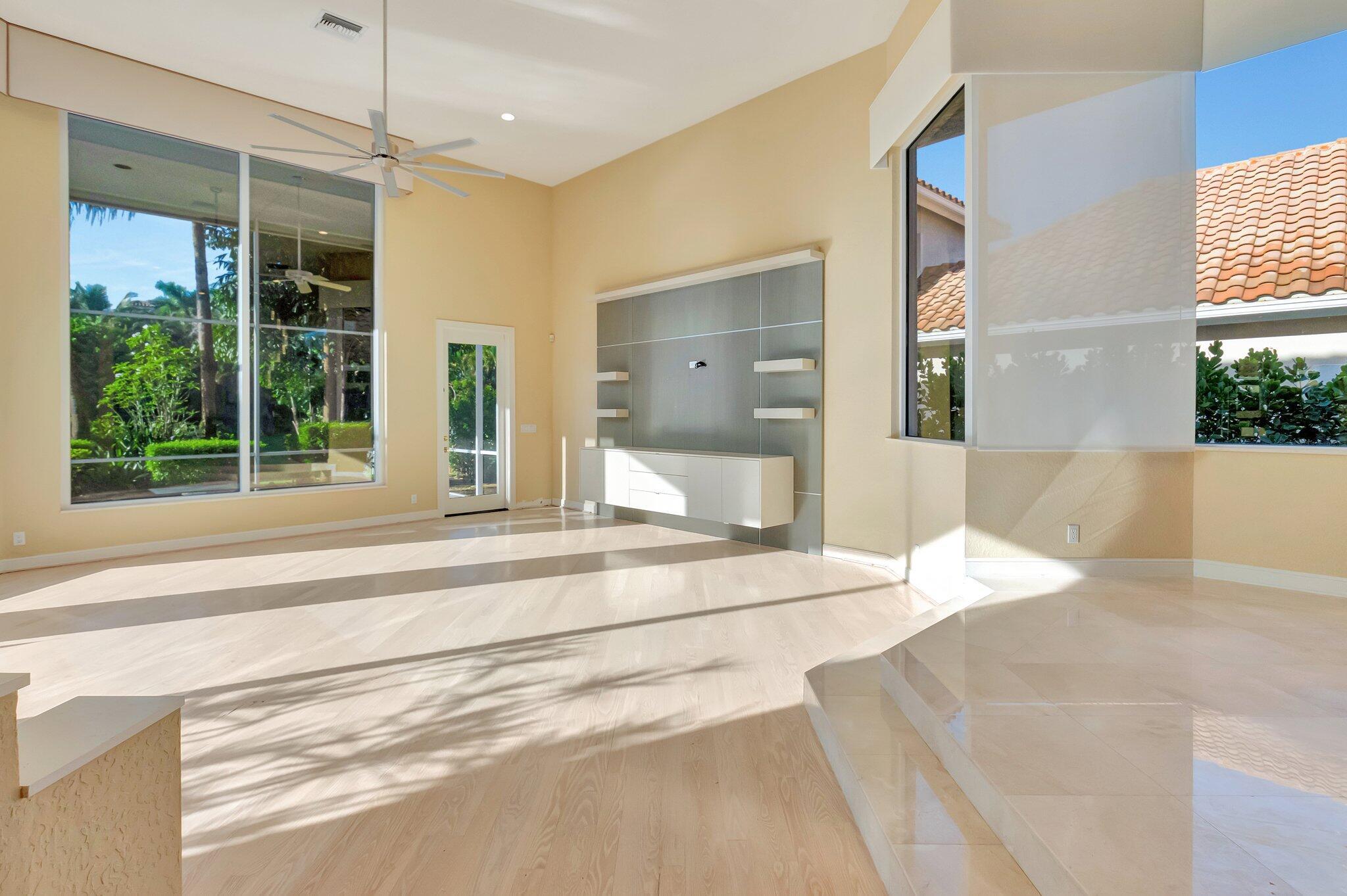 6920 Lions Head Lane