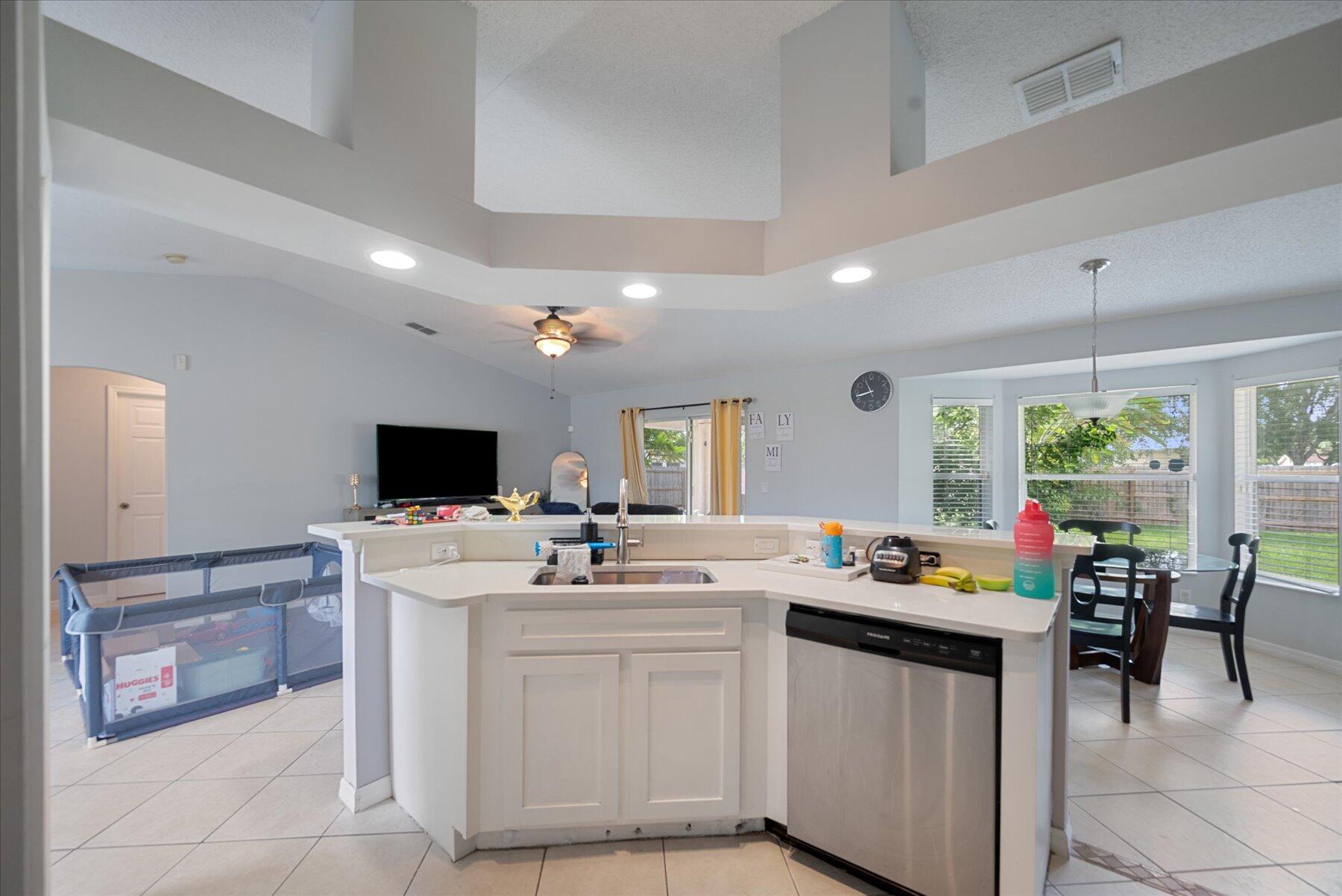 880 SW Durham Terrace, Port St. Lucie