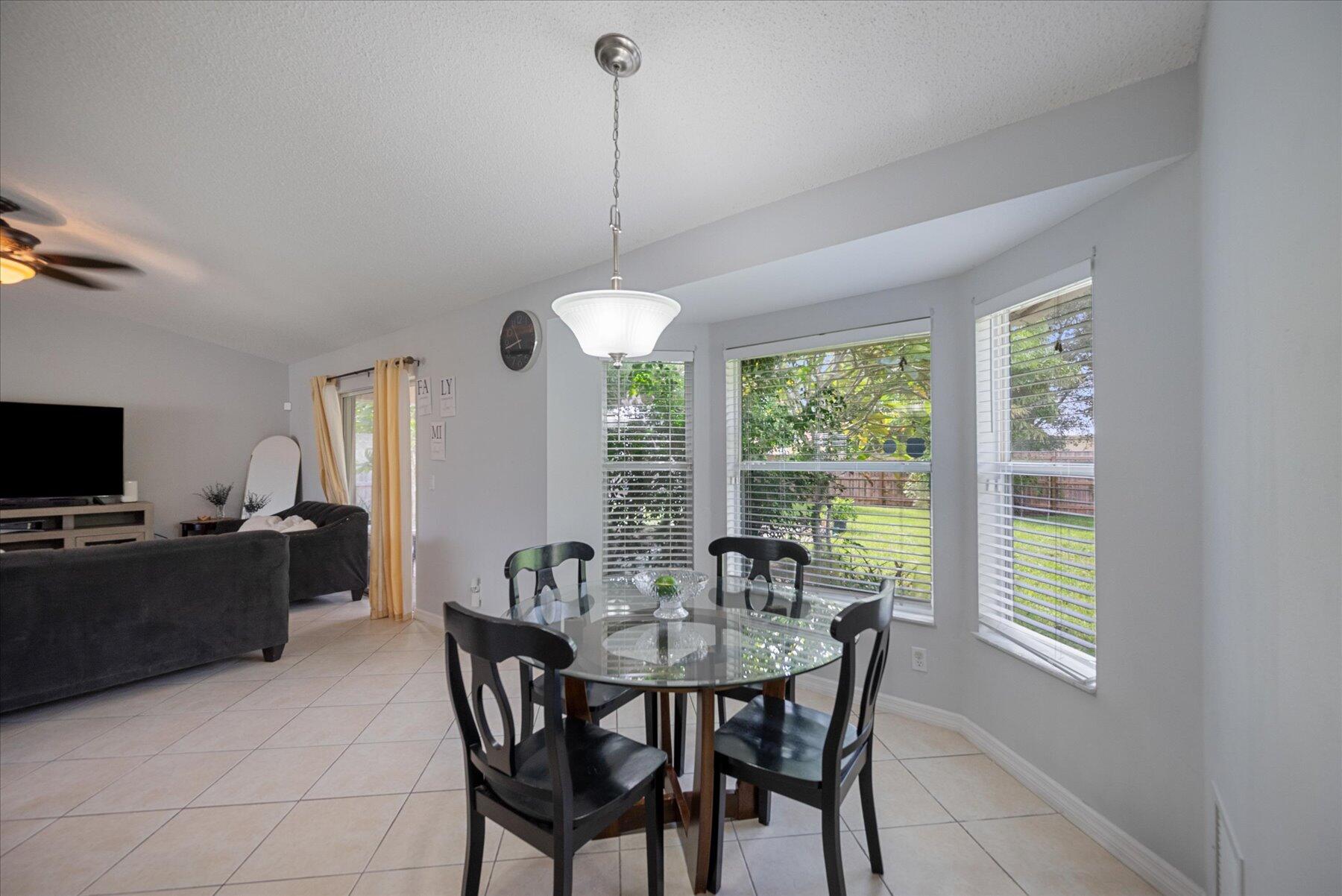 880 SW Durham Terrace, Port St. Lucie