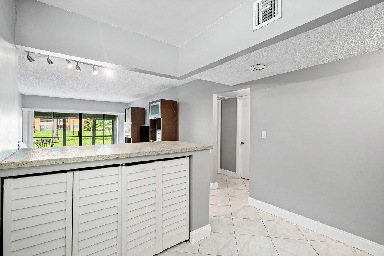 2121 W Woolbright K101 Road K101