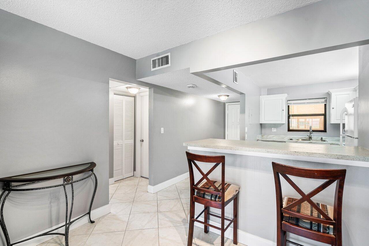 2121 W Woolbright K101 Road K101