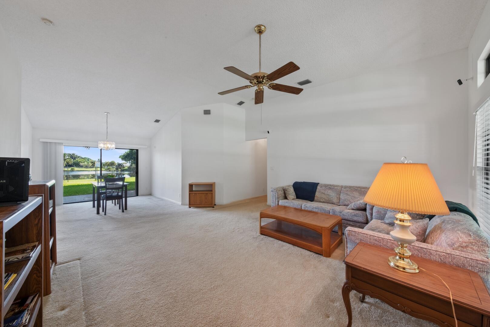 134 Park Road N, Royal Palm Beach