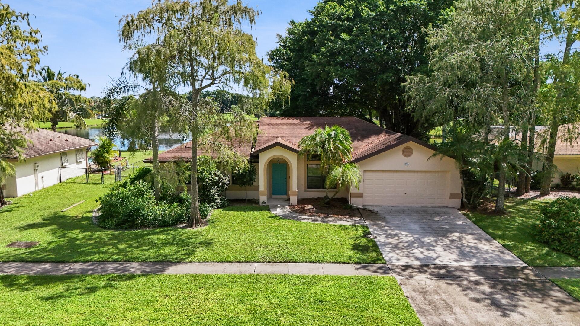 134 Park Road N, Royal Palm Beach