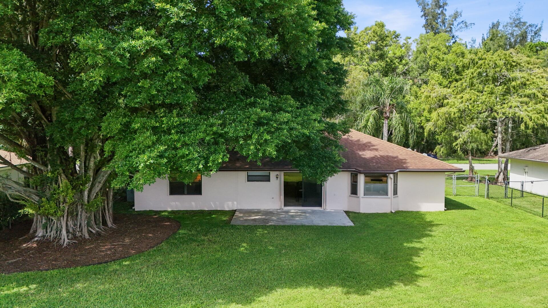 134 Park Road N, Royal Palm Beach